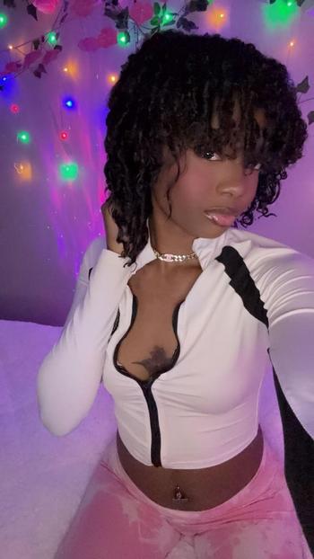 Cream, 23  female escort, Santa Fe