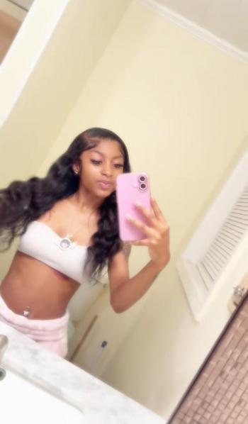 DANIELA, 23  female escort, Santa Fe